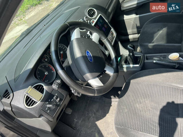 Черный Форд Фокус, объемом двигателя 2 л и пробегом 333 тыс. км за 4100 $, фото 19 на Automoto.ua