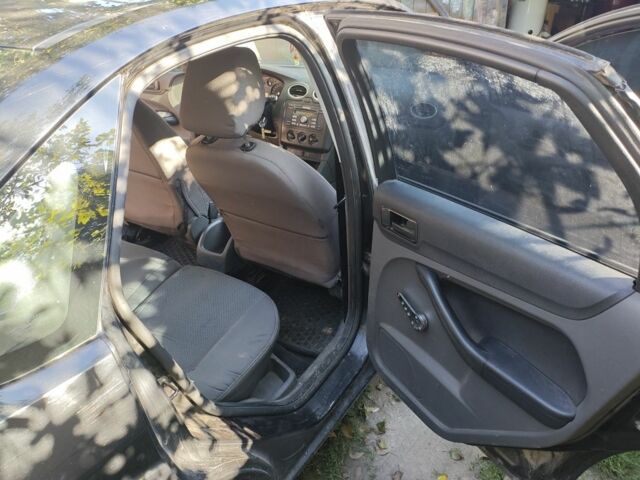 Чорний Форд Фокус, об'ємом двигуна 0 л та пробігом 190 тис. км за 4000 $, фото 3 на Automoto.ua