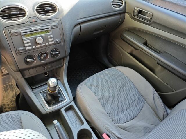 Чорний Форд Фокус, об'ємом двигуна 0 л та пробігом 190 тис. км за 4000 $, фото 5 на Automoto.ua