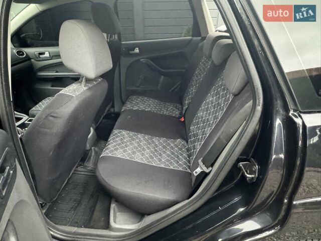 Черный Форд Фокус, объемом двигателя 1.6 л и пробегом 220 тыс. км за 2200 $, фото 15 на Automoto.ua