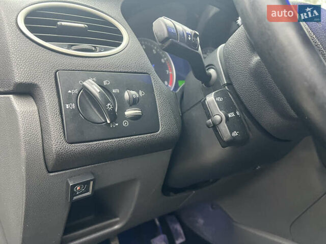 Черный Форд Фокус, объемом двигателя 2 л и пробегом 220 тыс. км за 5500 $, фото 25 на Automoto.ua