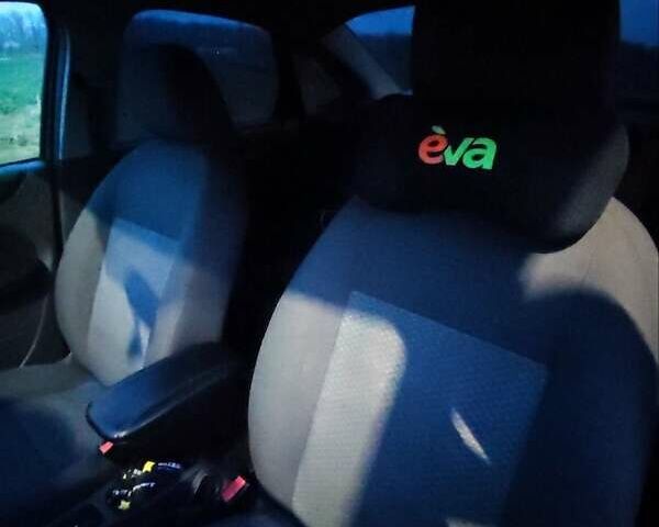 Черный Форд Фокус, объемом двигателя 1.56 л и пробегом 270 тыс. км за 4500 $, фото 22 на Automoto.ua