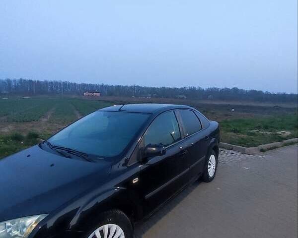 Черный Форд Фокус, объемом двигателя 1.56 л и пробегом 270 тыс. км за 4500 $, фото 3 на Automoto.ua