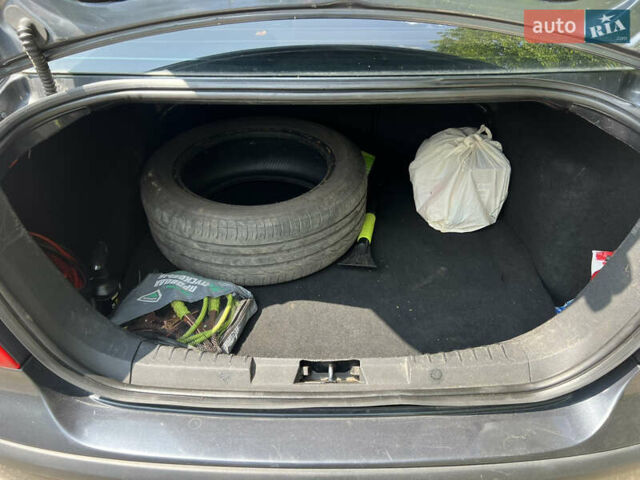 Черный Форд Фокус, объемом двигателя 2 л и пробегом 333 тыс. км за 4100 $, фото 18 на Automoto.ua