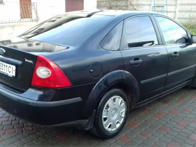 Чорний Форд Фокус, об'ємом двигуна 1.6 л та пробігом 197 тис. км за 4000 $, фото 2 на Automoto.ua