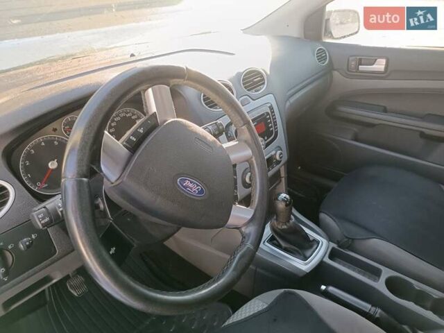 Чорний Форд Фокус, об'ємом двигуна 1.6 л та пробігом 194 тис. км за 5000 $, фото 5 на Automoto.ua