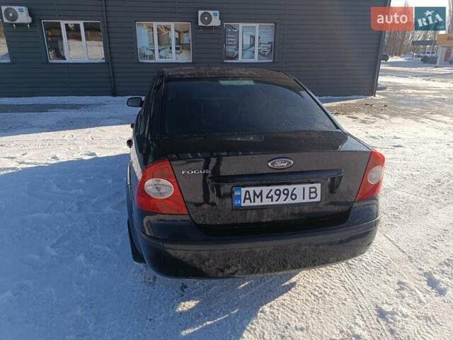 Чорний Форд Фокус, об'ємом двигуна 1.6 л та пробігом 194 тис. км за 5000 $, фото 4 на Automoto.ua