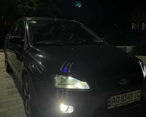 Черный Форд Фокус, объемом двигателя 1.6 л и пробегом 85 тыс. км за 3800 $, фото 2 на Automoto.ua