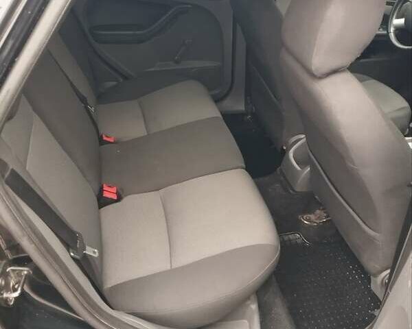 Чорний Форд Фокус, об'ємом двигуна 1.6 л та пробігом 250 тис. км за 4500 $, фото 9 на Automoto.ua