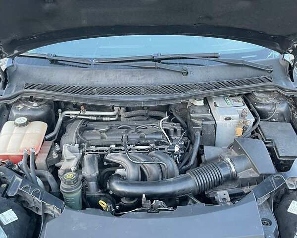 Черный Форд Фокус, объемом двигателя 1.6 л и пробегом 85 тыс. км за 3800 $, фото 7 на Automoto.ua