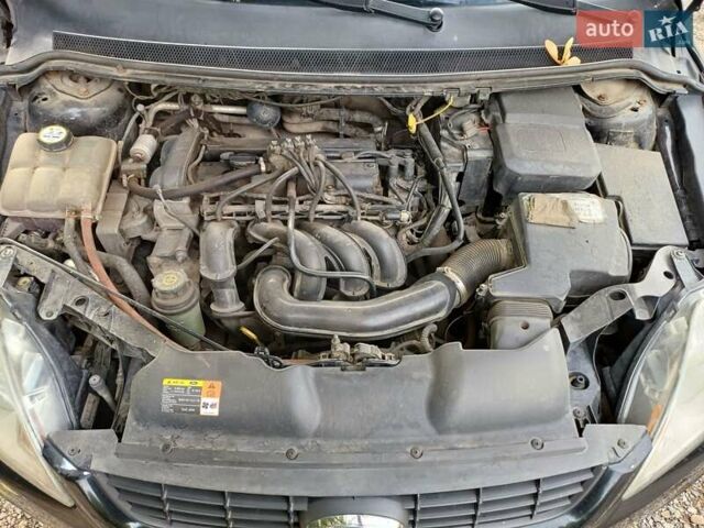 Чорний Форд Фокус, об'ємом двигуна 1.6 л та пробігом 248 тис. км за 5300 $, фото 18 на Automoto.ua