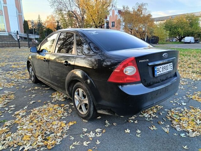 Чорний Форд Фокус, об'ємом двигуна 1.6 л та пробігом 211 тис. км за 3300 $, фото 2 на Automoto.ua