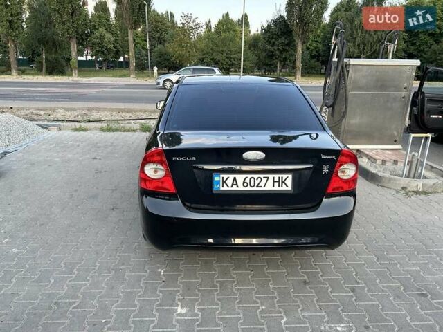 Черный Форд Фокус, объемом двигателя 1.6 л и пробегом 257 тыс. км за 5100 $, фото 7 на Automoto.ua