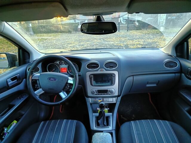 Чорний Форд Фокус, об'ємом двигуна 1.6 л та пробігом 211 тис. км за 3300 $, фото 10 на Automoto.ua