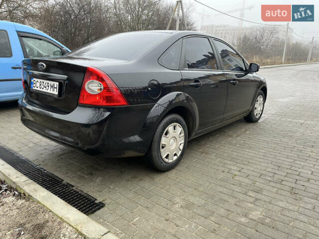 Черный Форд Фокус, объемом двигателя 1.6 л и пробегом 120 тыс. км за 5300 $, фото 3 на Automoto.ua