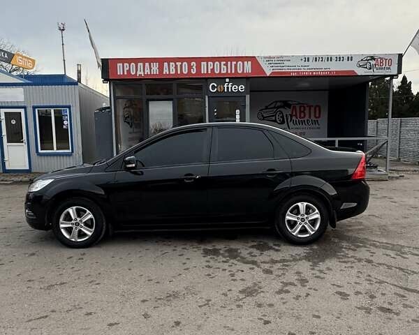 Черный Форд Фокус, объемом двигателя 1.6 л и пробегом 212 тыс. км за 5900 $, фото 7 на Automoto.ua