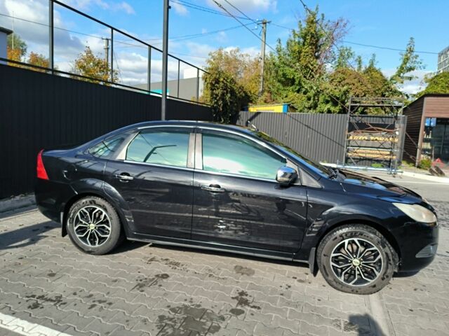 Чорний Форд Фокус, об'ємом двигуна 1.6 л та пробігом 213 тис. км за 5300 $, фото 2 на Automoto.ua