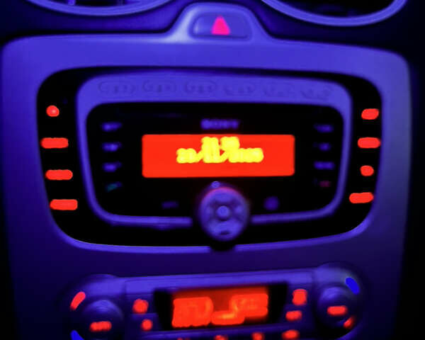 Черный Форд Фокус, объемом двигателя 2 л и пробегом 233 тыс. км за 6200 $, фото 18 на Automoto.ua