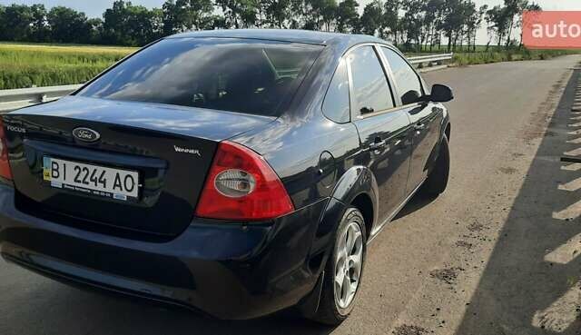 Черный Форд Фокус, объемом двигателя 1.6 л и пробегом 211 тыс. км за 6800 $, фото 11 на Automoto.ua