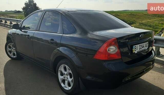 Черный Форд Фокус, объемом двигателя 1.6 л и пробегом 211 тыс. км за 6800 $, фото 10 на Automoto.ua
