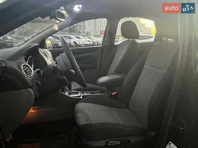 Черный Форд Фокус, объемом двигателя 1.6 л и пробегом 207 тыс. км за 7490 $, фото 9 на Automoto.ua