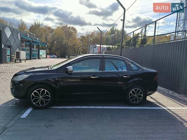 Черный Форд Фокус, объемом двигателя 1.6 л и пробегом 213 тыс. км за 5300 $, фото 10 на Automoto.ua