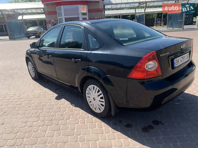 Черный Форд Фокус, объемом двигателя 1.6 л и пробегом 126 тыс. км за 7200 $, фото 9 на Automoto.ua