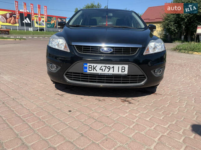 Черный Форд Фокус, объемом двигателя 1.6 л и пробегом 126 тыс. км за 7200 $, фото 13 на Automoto.ua