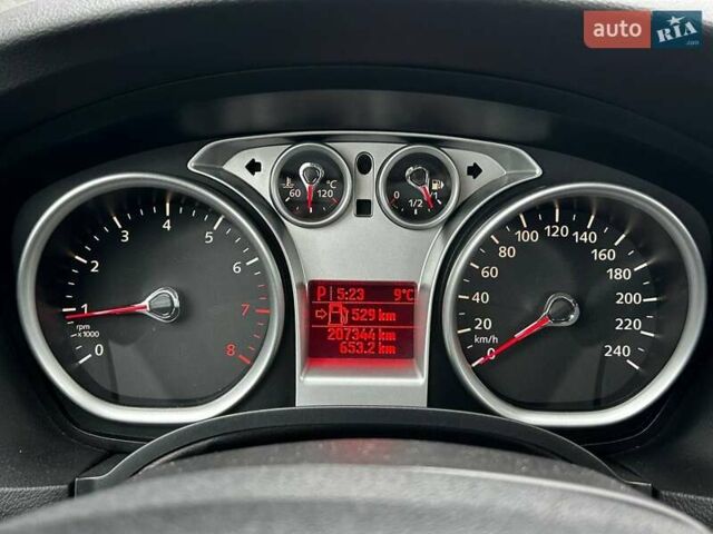 Черный Форд Фокус, объемом двигателя 1.6 л и пробегом 208 тыс. км за 6490 $, фото 18 на Automoto.ua