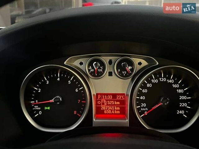 Черный Форд Фокус, объемом двигателя 1.6 л и пробегом 207 тыс. км за 7490 $, фото 18 на Automoto.ua