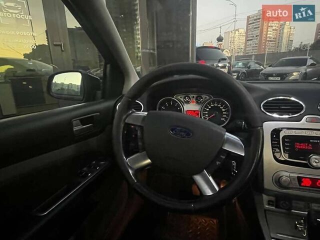 Черный Форд Фокус, объемом двигателя 1.6 л и пробегом 207 тыс. км за 7490 $, фото 27 на Automoto.ua