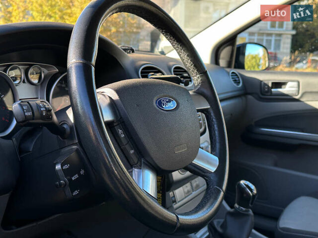 Черный Форд Фокус, объемом двигателя 2 л и пробегом 57 тыс. км за 9800 $, фото 12 на Automoto.ua