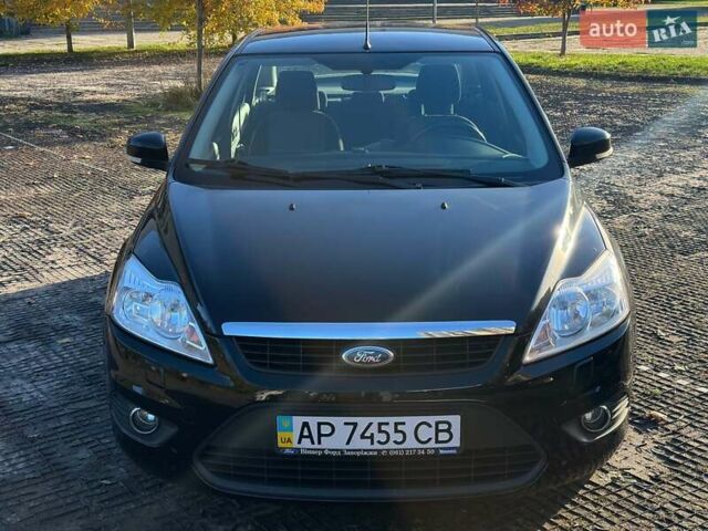Черный Форд Фокус, объемом двигателя 2 л и пробегом 57 тыс. км за 9800 $, фото 1 на Automoto.ua