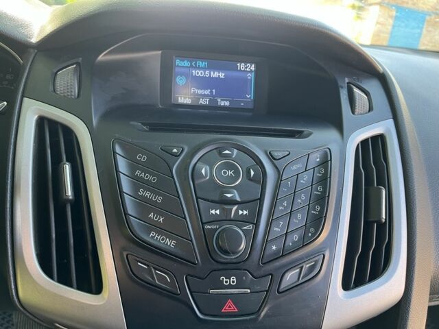 Черный Форд Фокус, объемом двигателя 2 л и пробегом 265 тыс. км за 8000 $, фото 6 на Automoto.ua