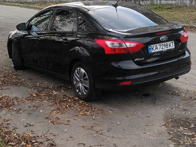 Черный Форд Фокус, объемом двигателя 2 л и пробегом 220 тыс. км за 6000 $, фото 2 на Automoto.ua