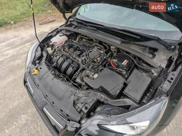 Чорний Форд Фокус, об'ємом двигуна 2 л та пробігом 138 тис. км за 6600 $, фото 8 на Automoto.ua