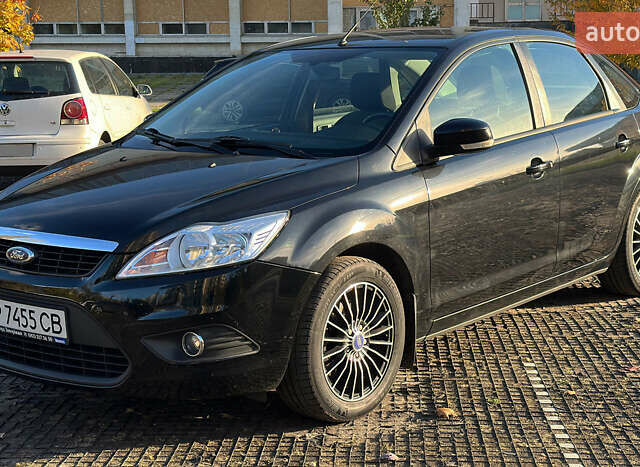 Черный Форд Фокус, объемом двигателя 2 л и пробегом 57 тыс. км за 9800 $, фото 8 на Automoto.ua