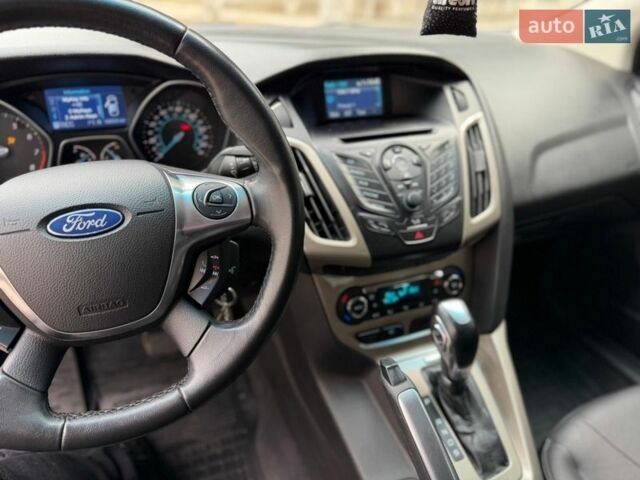 Чорний Форд Фокус, об'ємом двигуна 2 л та пробігом 169 тис. км за 7555 $, фото 57 на Automoto.ua