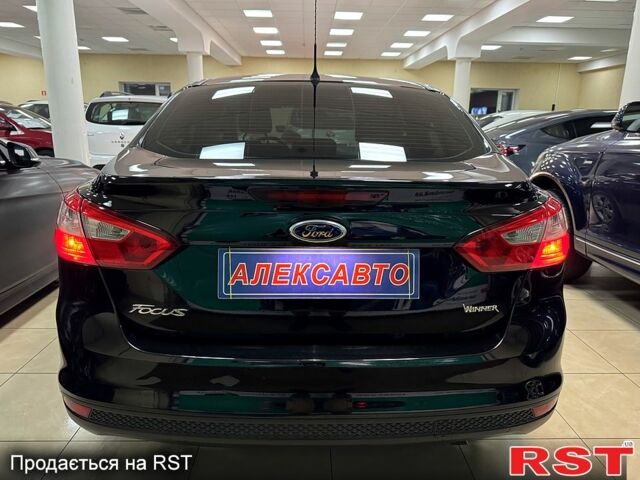 Черный Форд Фокус, объемом двигателя 1.6 л и пробегом 199 тыс. км за 7800 $, фото 4 на Automoto.ua