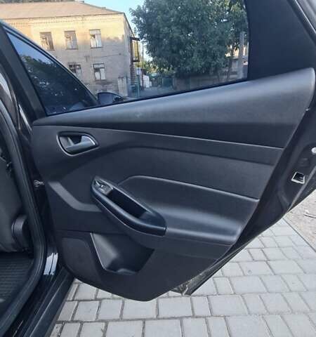 Форд Фокус 2012 в Запорожье на Automoto.ua Черный Форд Фокус, объемом двигателя 2 л и пробегом 159 тыс. км за 7000 $, фото 18 на Automoto.ua