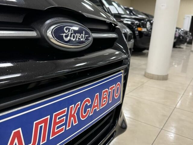 Черный Форд Фокус, объемом двигателя 1.6 л и пробегом 199 тыс. км за 7800 $, фото 1 на Automoto.ua