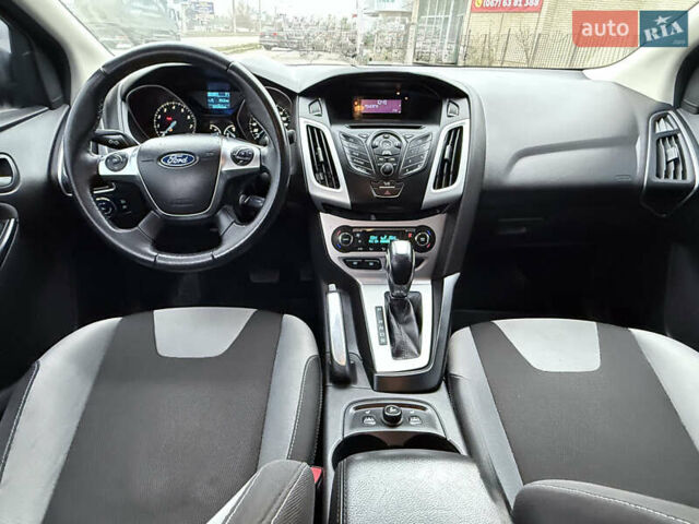 Черный Форд Фокус, объемом двигателя 1.6 л и пробегом 121 тыс. км за 7900 $, фото 13 на Automoto.ua