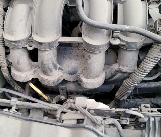 Чорний Форд Фокус, об'ємом двигуна 1.6 л та пробігом 121 тис. км за 7200 $, фото 18 на Automoto.ua