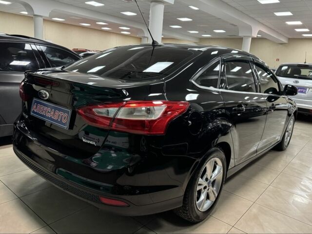 Черный Форд Фокус, объемом двигателя 1.6 л и пробегом 199 тыс. км за 7800 $, фото 7 на Automoto.ua