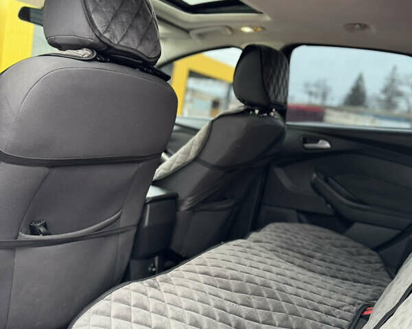 Чорний Форд Фокус, об'ємом двигуна 2 л та пробігом 230 тис. км за 7000 $, фото 12 на Automoto.ua