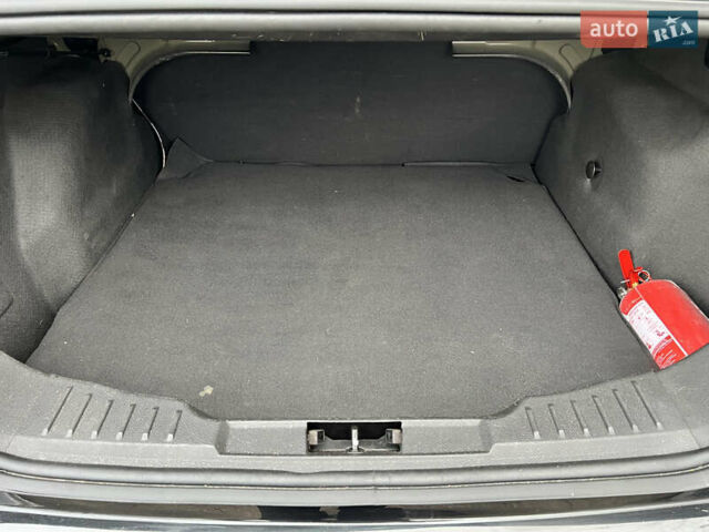 Черный Форд Фокус, объемом двигателя 2 л и пробегом 159 тыс. км за 7999 $, фото 18 на Automoto.ua