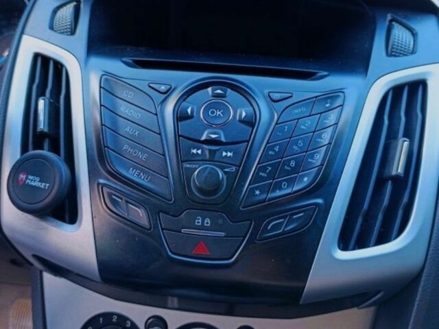 Черный Форд Фокус, объемом двигателя 2 л и пробегом 182 тыс. км за 6000 $, фото 5 на Automoto.ua