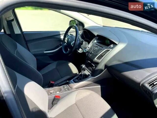 Черный Форд Фокус, объемом двигателя 1.6 л и пробегом 139 тыс. км за 9700 $, фото 11 на Automoto.ua