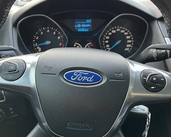 Черный Форд Фокус, объемом двигателя 1.6 л и пробегом 205 тыс. км за 7500 $, фото 7 на Automoto.ua