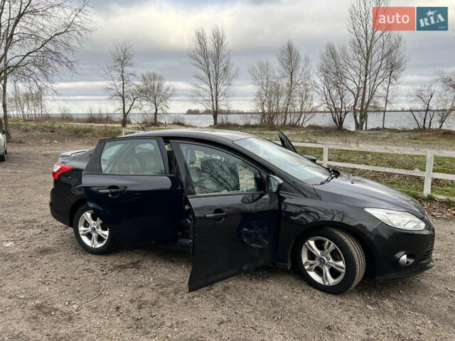 Черный Форд Фокус, объемом двигателя 2 л и пробегом 159 тыс. км за 7999 $, фото 1 на Automoto.ua